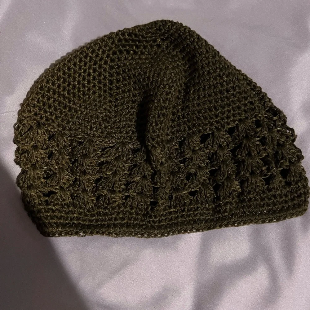 Women’s brown beanie - Picture 1 of 1